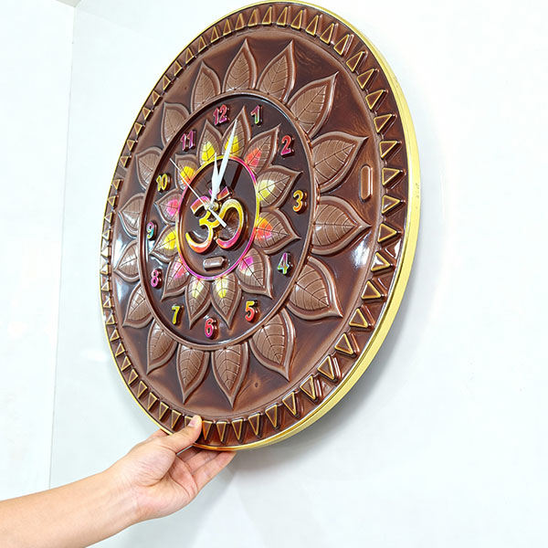 18x18 Resin Art Wooden Wall Clock - Image 2