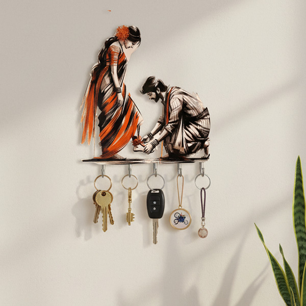 Couple Printed Wooden Key Holder